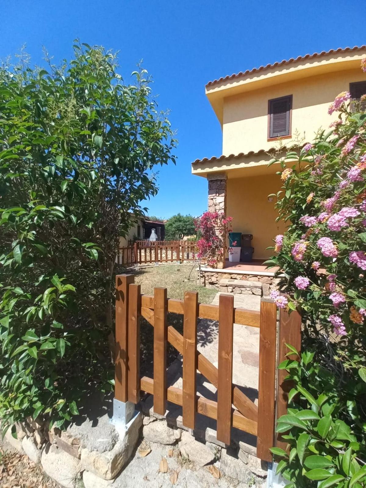 Villette Oasi San Teodoro  Kültér fotó
